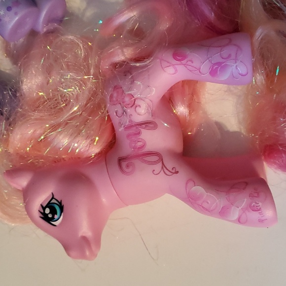 Set of 5 My Little Ponies and excessories - Picture 5 of 8